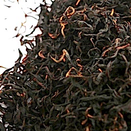 Красный чай Жи Юэ Тань