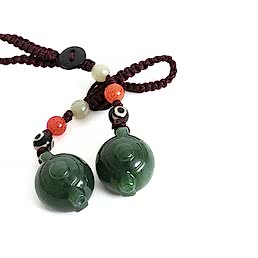 Кулон, "Чайник", нефрит